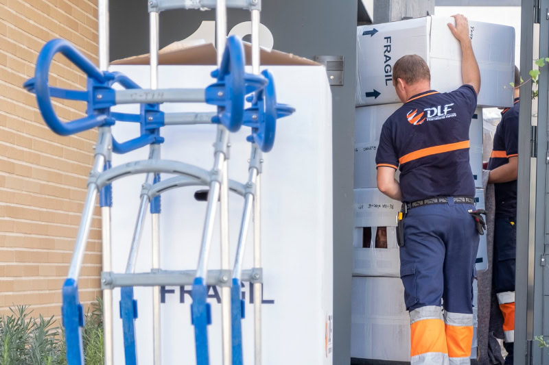 ¿Cómo medimos y reducimos nuestra huella de carbono en mudanzas nacionales e internacionales? 2 descarga de cajas